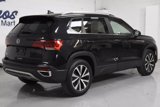 Used 2022 Volkswagen Taos SE w/ Panoramic Sunroof Package image 2