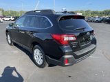 Used 2019 Subaru Outback 2.5i Premium image 3