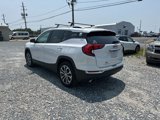 Used 2020 GMC Terrain SLT w/ Preferred Package image 3