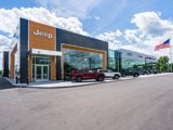 Used 2016 Chrysler Town & Country Touring-L image 5