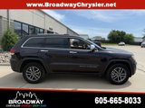 Used 2021 Jeep Grand Cherokee Limited w/ Trailer Tow Group IV image 4