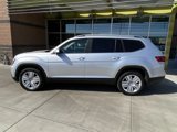 Used 2019 Volkswagen Atlas SE w/ Towing Package image 2