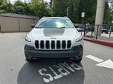 Used 2018 Jeep Cherokee Trailhawk image 2