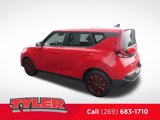 Used 2022 Kia Soul LX image 5