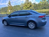 Used 2022 Toyota Corolla LE image 3