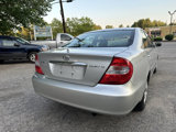 Used 2004 Toyota Camry LE image 2