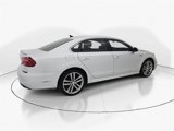 Used 2019 Volkswagen Passat 2.0T SE R-Line image 5