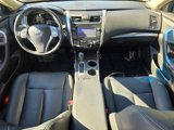 Used 2013 Nissan Altima 2.5 SL w/ Technology Pkg image 2