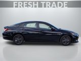 Used 2023 Hyundai Elantra SEL w/ Cargo Package image 2