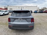 Used 2023 Kia Sorento LX image 4