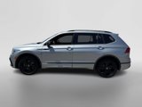 Used 2023 Volkswagen Tiguan SE R-Line image 2