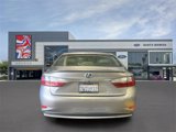 Used 2017 Lexus ES 300h image 3