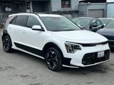 Used 2023 Kia Niro Wave image 3