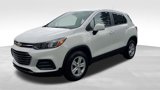 Certified 2022 Chevrolet Trax LS w/ Tint and Cruise Package image 4