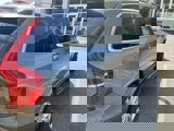 Used 2017 Volvo XC90 T6 Momentum w/ Vision Package image 4