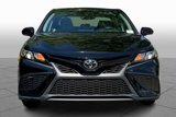 Used 2022 Toyota Camry SE image 3