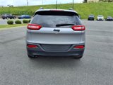 Used 2018 Jeep Cherokee Latitude w/ Altitude Package image 5