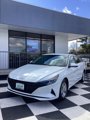 Used 2021 Hyundai Elantra SE image 2