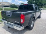 Used 2014 Nissan Frontier SV image 2