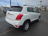 Used 2020 Chevrolet Trax LT w/ LT Convenience Package image 3