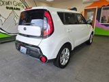 Used 2016 Kia Soul + image 3