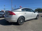Used 2018 Volvo S60 T5 Inscription Platinum image 3