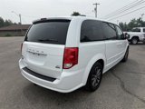 Used 2017 Dodge Grand Caravan SXT image 4