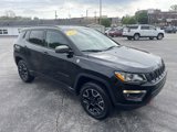 Used 2019 Jeep Compass Trailhawk image 3