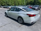 Used 2024 Nissan Altima 2.5 SV image 5