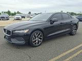Used 2020 Volvo S60 T6 Momentum image 3