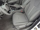 New 2025 Hyundai Elantra SE image 4