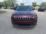 Used 2019 Jeep Cherokee Latitude w/ Cold Weather Group image 2