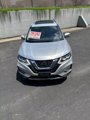 Used 2018 Nissan Rogue SL w/ Premium Package image 3