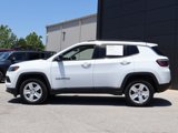 Used 2022 Jeep Compass Latitude image 2