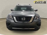 Used 2019 Nissan Pathfinder S image 2