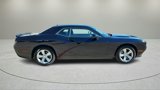 Used 2022 Dodge Challenger SXT image 2