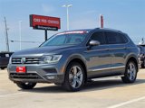 Used 2020 Volkswagen Tiguan SEL image 3