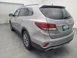 Used 2017 Hyundai Santa Fe SE image 5