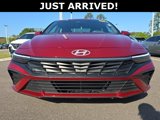 Certified 2024 Hyundai Elantra SE image 2