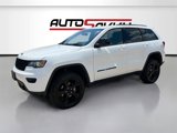 Used 2018 Jeep Grand Cherokee Laredo image 3
