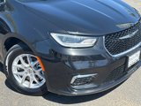 Used 2022 Chrysler Pacifica Touring-L image 3