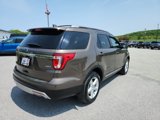 Used 2016 Ford Explorer XLT w/ Equipment Group 202A image 4