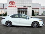 Used 2023 Toyota Camry SE image 2