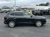 Used 2015 Jeep Cherokee Limited image 2