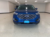 Used 2022 Ford Edge SEL w/ Convenience Package image 2