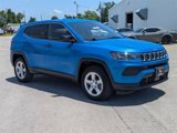 Used 2023 Jeep Compass Sport image 3