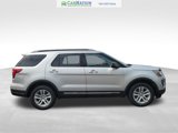 Used 2019 Ford Explorer XLT image 6
