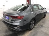 Used 2022 Kia Forte LXS image 3