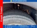 Used 2016 Ford Explorer XLT w/ Equipment Group 202A image 5