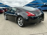 Used 2009 Nissan 370Z Touring image 4